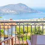 4 Bedroom Luxury -water Slide, Indoor Pool, Sauna Villa