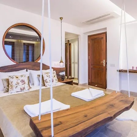 4 Bedroom Luxury 1210 * Kalkan