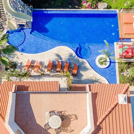 4 Bedroom Luxury -water Slide, Indoor Pool, Sauna * カルカン