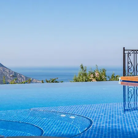 4 Bedroom Luxury 1210 Kalkan