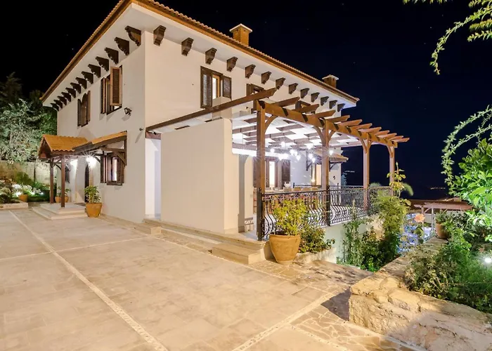 Villa 4 Bedroom Luxury -water Slide, Indoor Pool, Sauna *