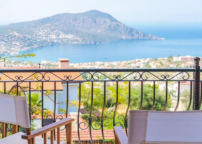 4 Bedroom Luxury -water Slide, Indoor Pool, Sauna Villa