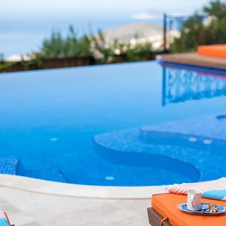 4 Bedroom Luxury -water Slide, Indoor Pool, Sauna *